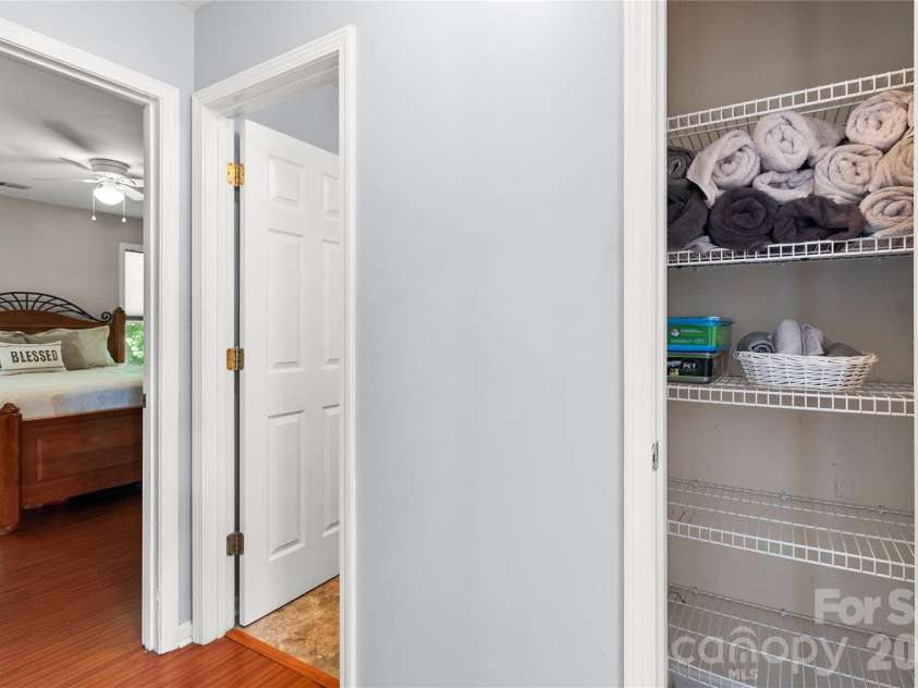 200 Autumn Woods Boulevard, Mount Holly, NC 28120.  MLS# CAR4410226, YatesRealty ID 42149. 