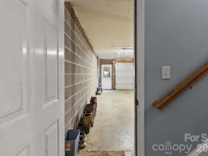 200 Autumn Woods Boulevard, Mount Holly, NC 28120.  MLS# CAR4410226, YatesRealty ID 42149. 