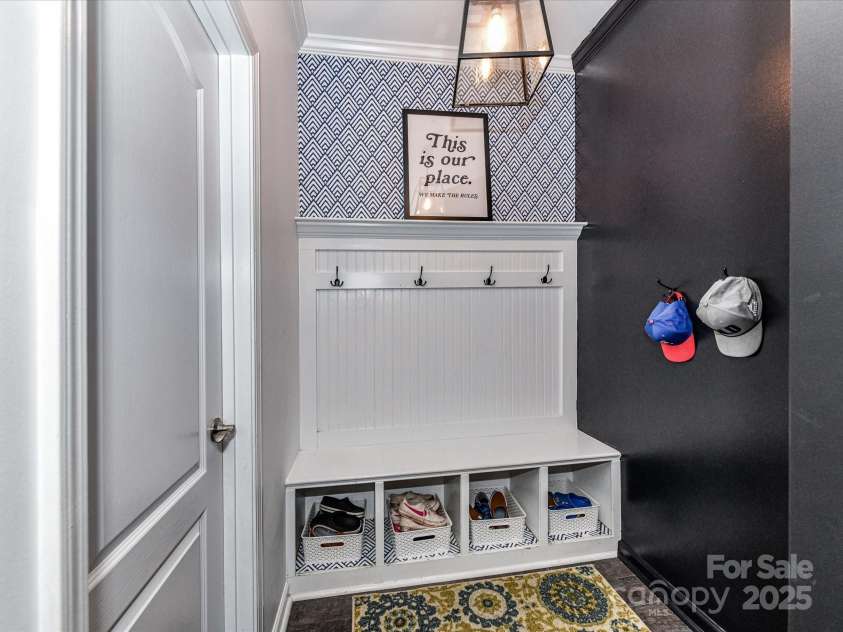 15724 Reynolds Drive, Indian Land, SC 29707.  MLS# CAR4235677, YatesRealty ID 4215. Mud Room