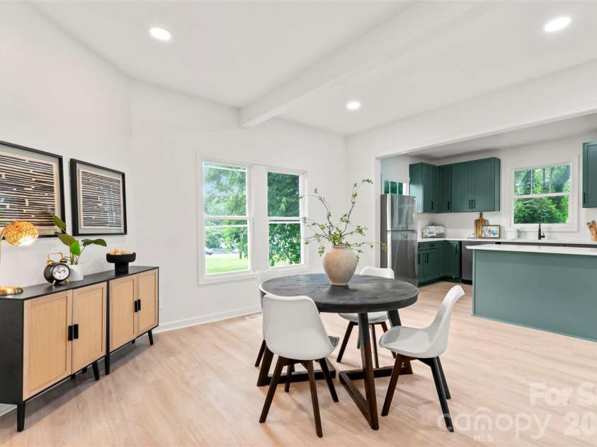 815 Second Avenue, Gastonia, NC 28054.  MLS# CAR4259204, YatesRealty ID 4215. 