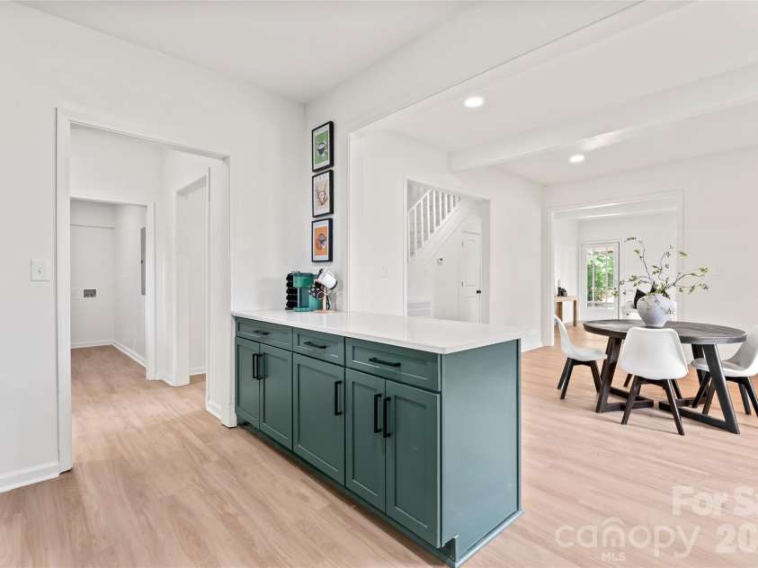 815 Second Avenue, Gastonia, NC 28054.  MLS# CAR4259204, YatesRealty ID 4215. 