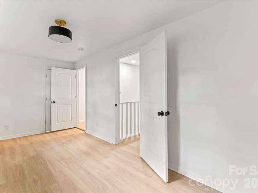 815 Second Avenue, Gastonia, NC 28054.  MLS# CAR4259204, YatesRealty ID 4215. 