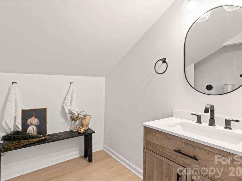 815 Second Avenue, Gastonia, NC 28054.  MLS# CAR4259204, YatesRealty ID 4215. 