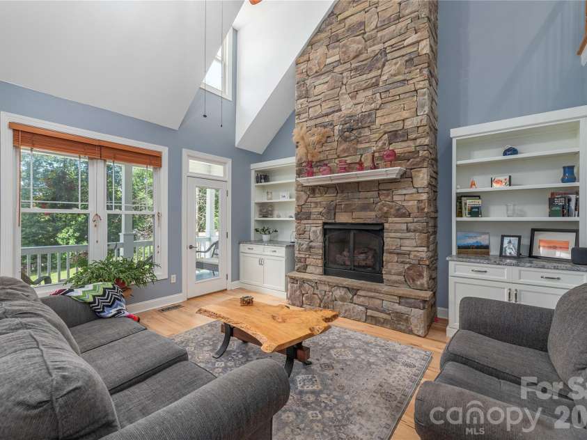 48 Duncan Estate Drive, Fletcher, NC 28732.  MLS# CAR4392041, YatesRealty ID 42155. 