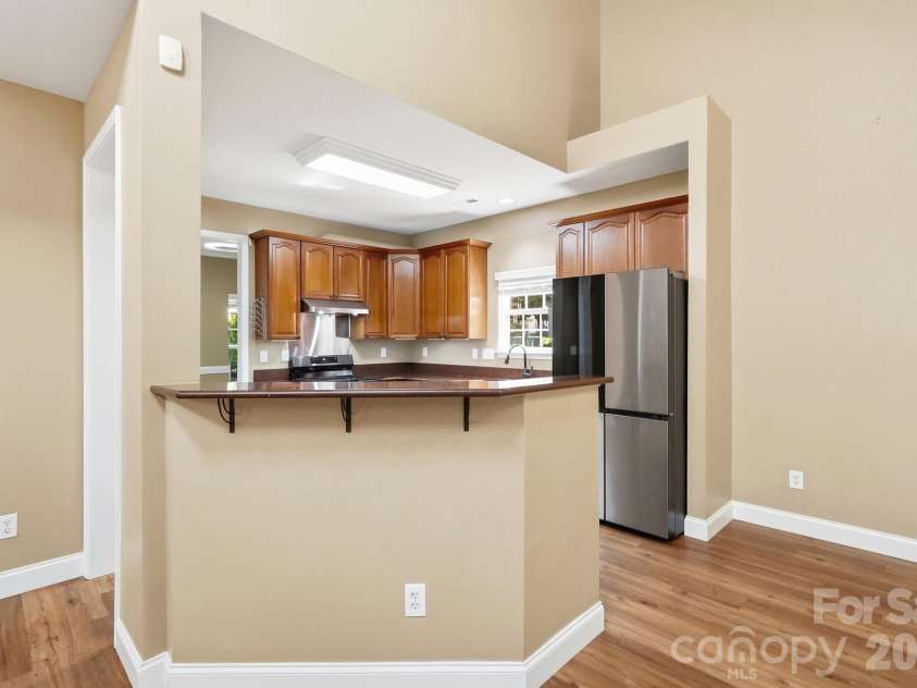 11630 Clingman Lane, Charlotte, NC 28214.  MLS# CAR4402284, YatesRealty ID 42156. 