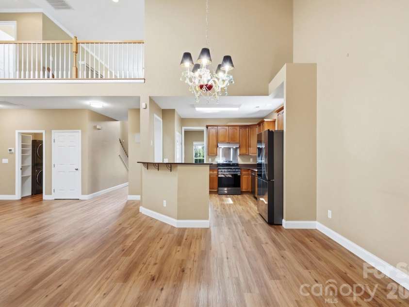 11630 Clingman Lane, Charlotte, NC 28214.  MLS# CAR4402284, YatesRealty ID 42156. 