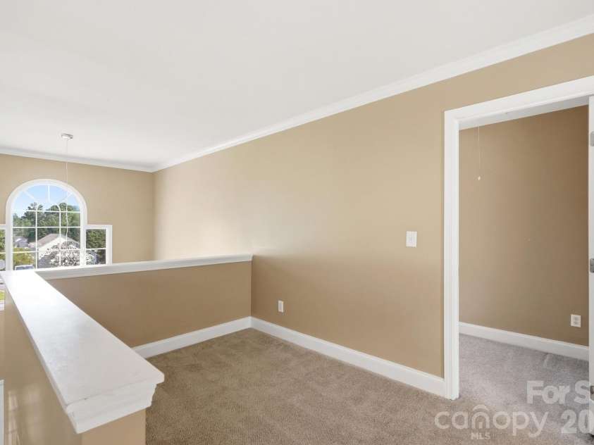 11630 Clingman Lane, Charlotte, NC 28214.  MLS# CAR4402284, YatesRealty ID 42156. 
