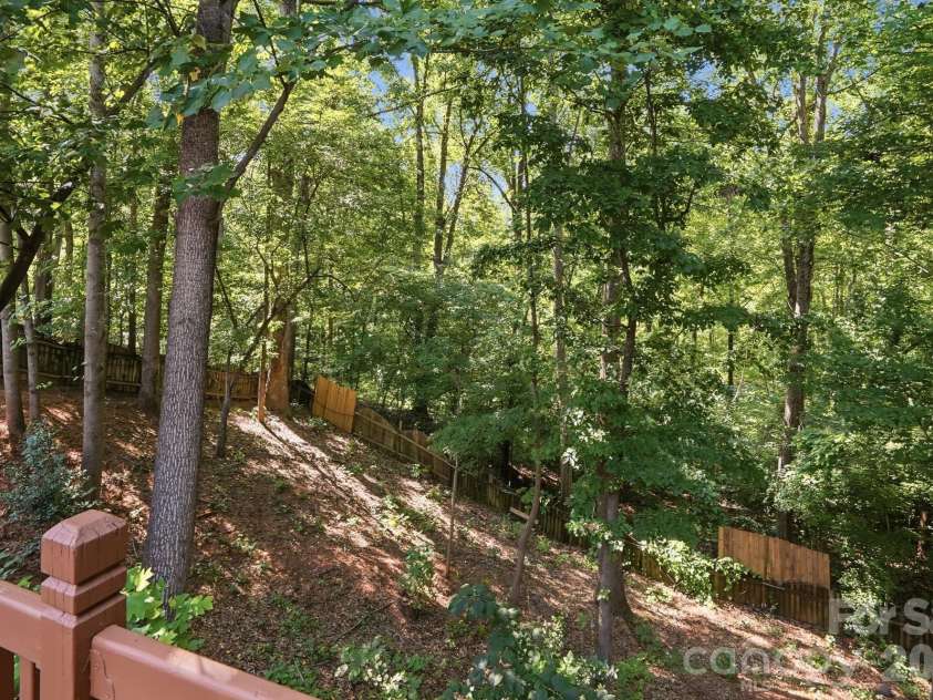 11630 Clingman Lane, Charlotte, NC 28214.  MLS# CAR4402284, YatesRealty ID 42156. 
