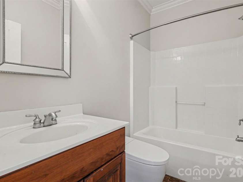 1004 Creekwalk Drive, Stanley, NC 28164.  MLS# CAR4403309, YatesRealty ID 42157. 