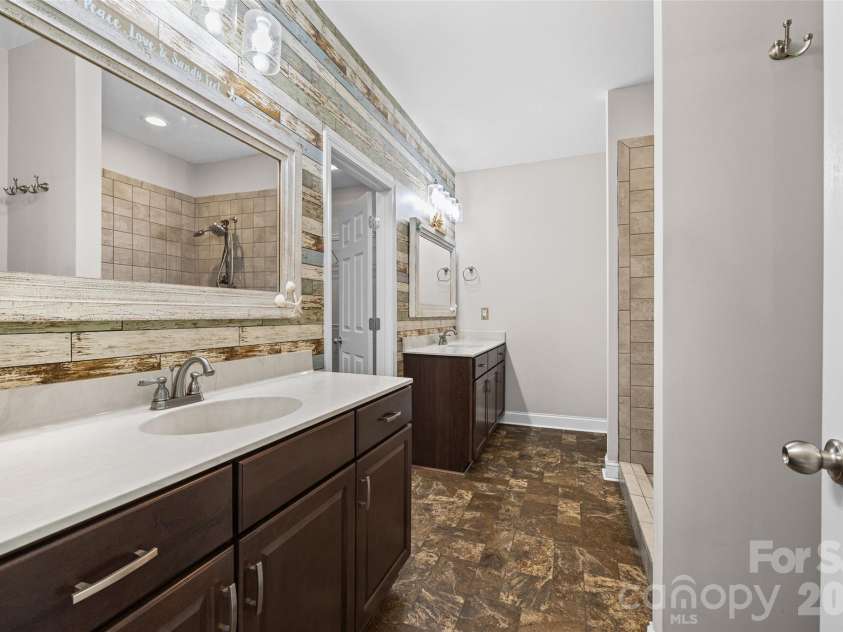 6211 Griffith Road, Monroe, NC 28112.  MLS# CAR4405679, YatesRealty ID 42159. 