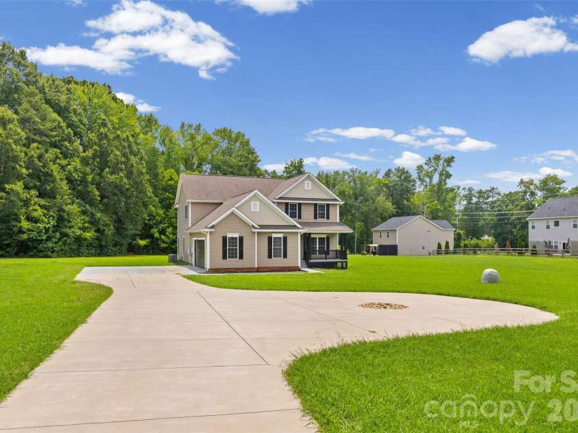 6211 Griffith Road, Monroe, NC 28112.  MLS# CAR4405679, YatesRealty ID 42159. 