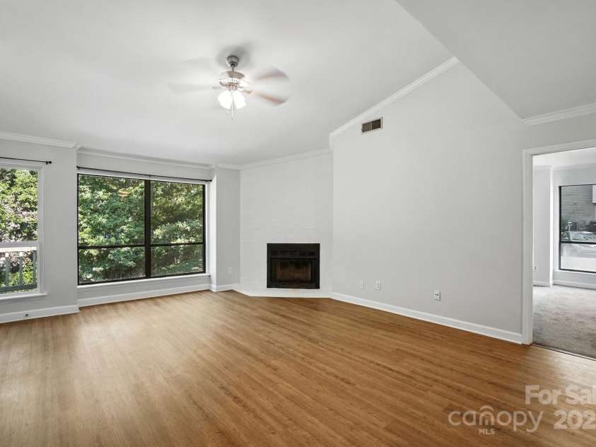1606 Sharon Road, Charlotte, NC 28210.  MLS# CAR4286350, YatesRealty ID 4216. 