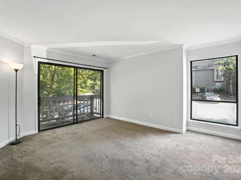 1606 Sharon Road, Charlotte, NC 28210.  MLS# CAR4286350, YatesRealty ID 4216. 