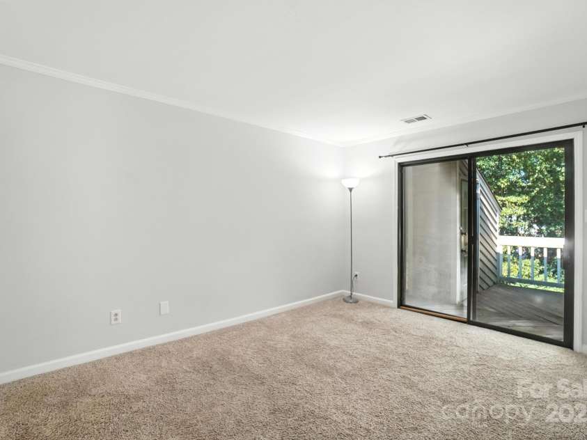1606 Sharon Road, Charlotte, NC 28210.  MLS# CAR4286350, YatesRealty ID 4216. 