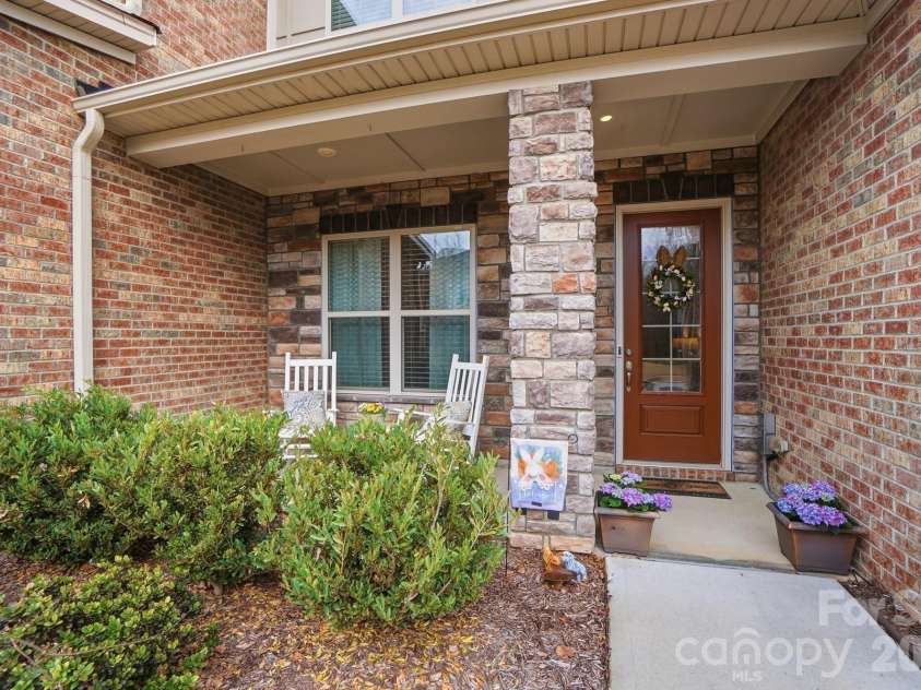 16524 Monocacy Boulevard, Huntersville, NC 28078.  MLS# CAR4356763, YatesRealty ID 4216. 