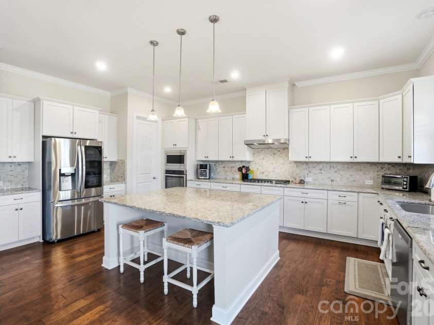 16524 Monocacy Boulevard, Huntersville, NC 28078.  MLS# CAR4356763, YatesRealty ID 4216. 
