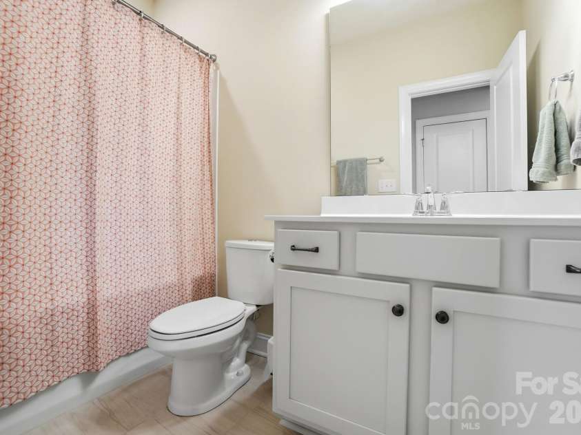 16524 Monocacy Boulevard, Huntersville, NC 28078.  MLS# CAR4356763, YatesRealty ID 4216. 