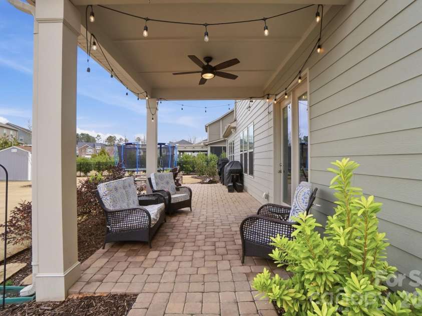 16524 Monocacy Boulevard, Huntersville, NC 28078.  MLS# CAR4356763, YatesRealty ID 4216. 