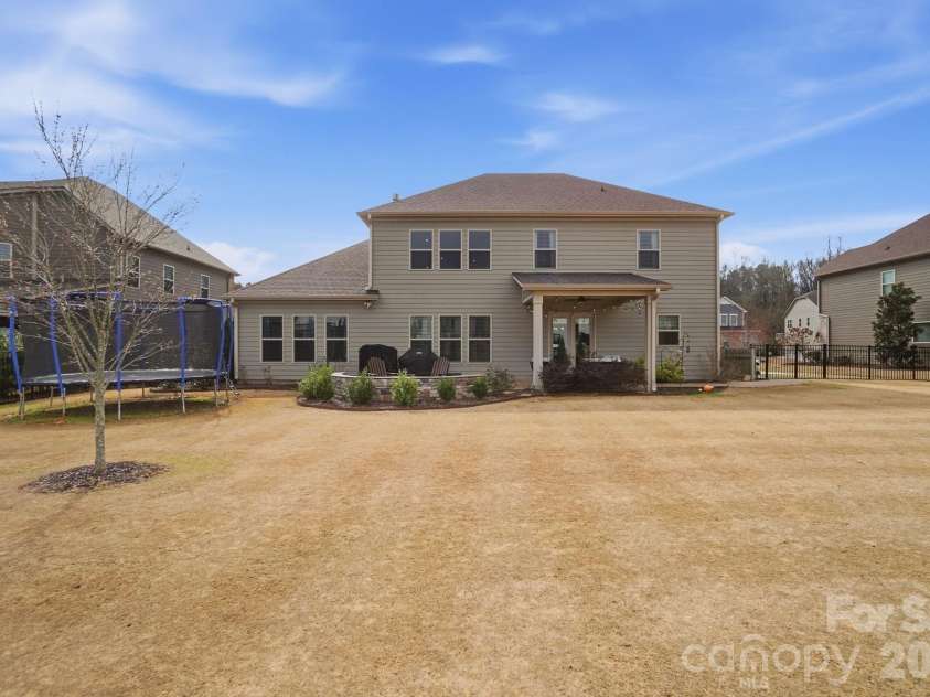 16524 Monocacy Boulevard, Huntersville, NC 28078.  MLS# CAR4356763, YatesRealty ID 4216. 