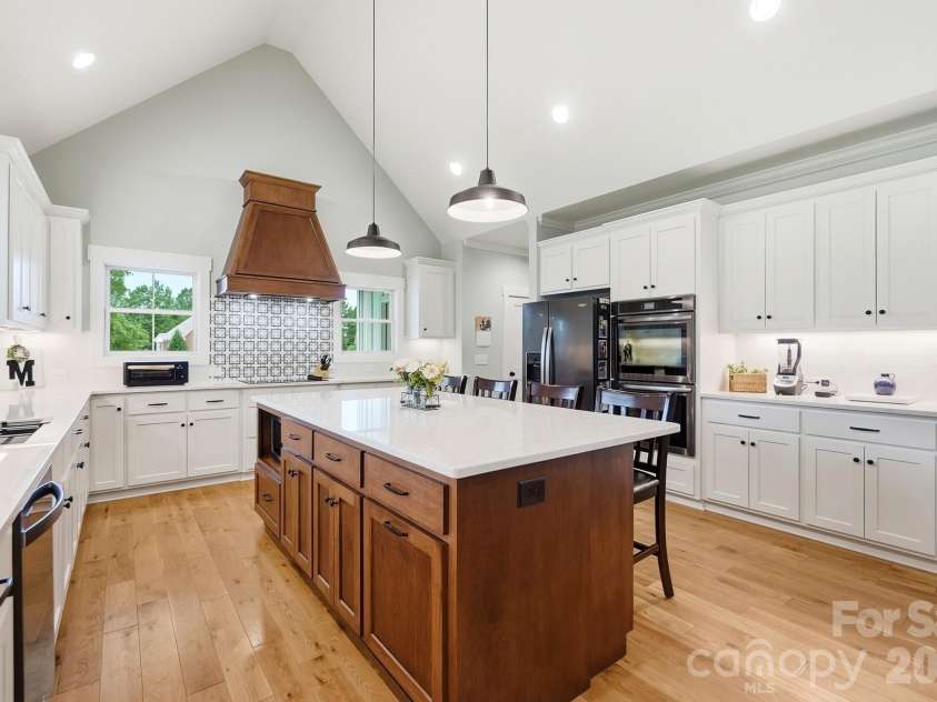 257 Glenwood Drive, Oakboro, NC 28129.  MLS# CAR4406473, YatesRealty ID 42160. 