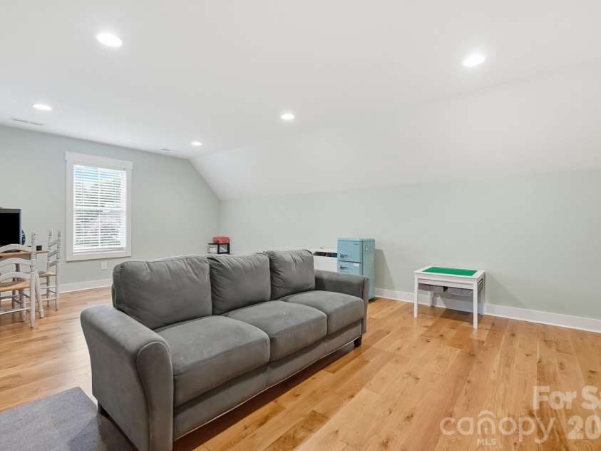 257 Glenwood Drive, Oakboro, NC 28129.  MLS# CAR4406473, YatesRealty ID 42160. 