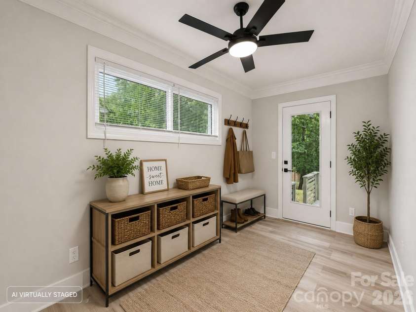 4022 Southgate Drive, Charlotte, NC 28205.  MLS# CAR4407108, YatesRealty ID 42162. 