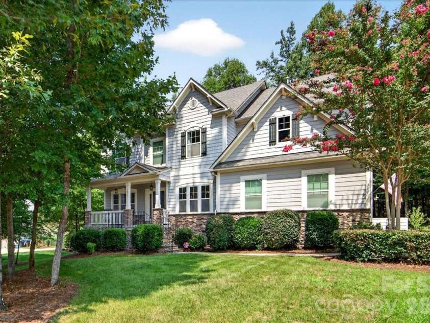 1217 Crofton Drive, Waxhaw, NC 28173.  MLS# CAR4405814, YatesRealty ID 42164. 