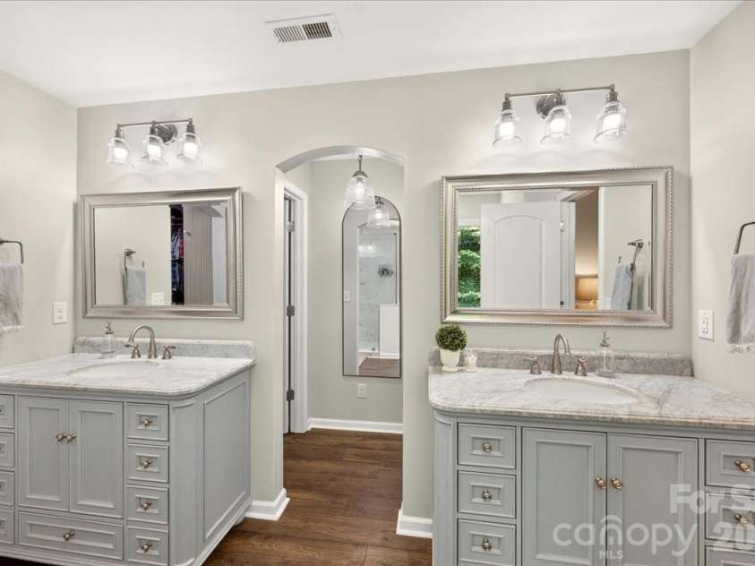1217 Crofton Drive, Waxhaw, NC 28173.  MLS# CAR4405814, YatesRealty ID 42164. 