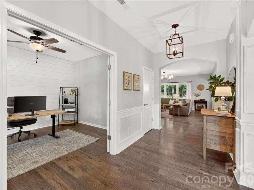 1217 Crofton Drive, Waxhaw, NC 28173.  MLS# CAR4405814, YatesRealty ID 42164. 