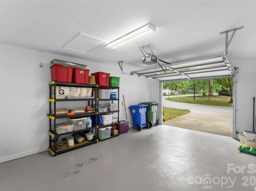 19 Willowick Drive, Asheville, NC 28803.  MLS# CAR4408075, YatesRealty ID 42166. 
