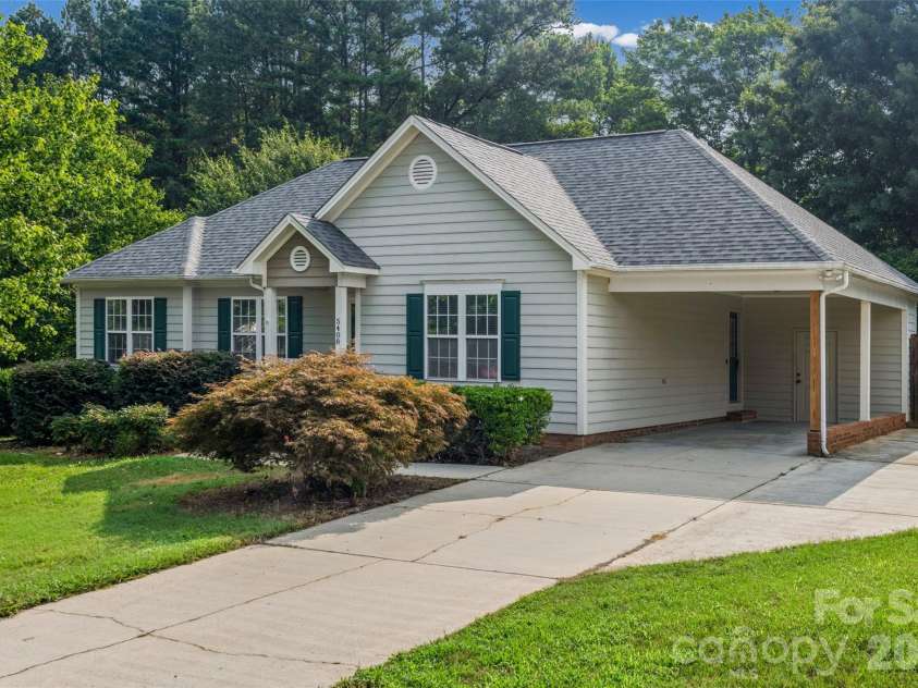 5408 Mallard Lane, Gastonia, NC 28052.  MLS# CAR4409134, YatesRealty ID 42168. Front view