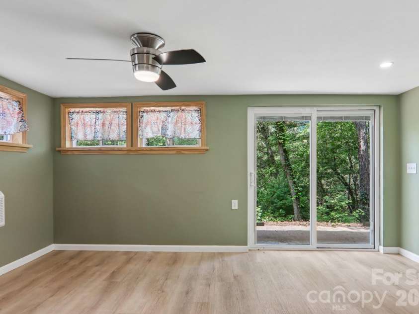3 Frontier Court, Asheville, NC 28805.  MLS# CAR4403723, YatesRealty ID 42169. 