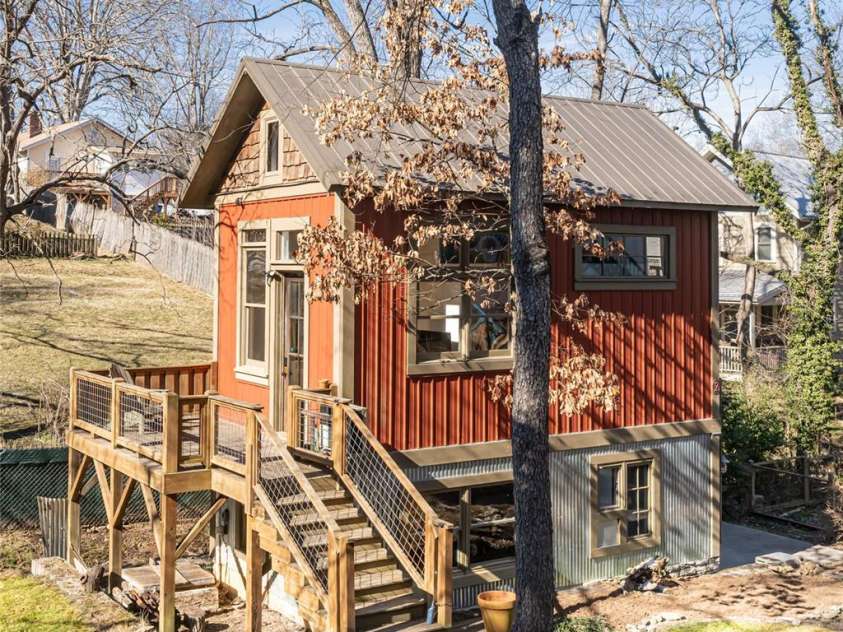 58 Mildred Avenue, Asheville, NC 28806.  MLS# CAR4211193, YatesRealty ID 4217. 