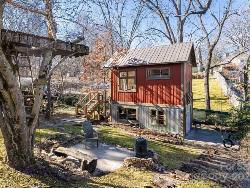 58 Mildred Avenue, Asheville, NC 28806.  MLS# CAR4211193, YatesRealty ID 4217. 