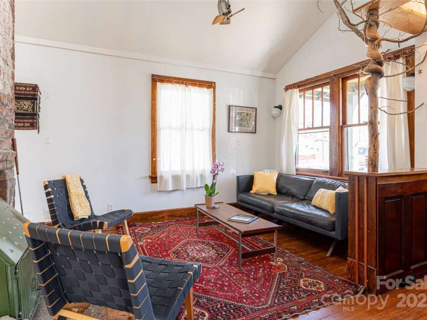 58 Mildred Avenue, Asheville, NC 28806.  MLS# CAR4211193, YatesRealty ID 4217. 