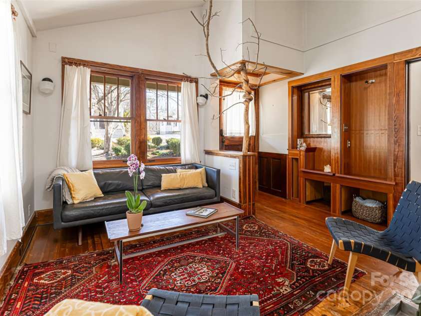 58 Mildred Avenue, Asheville, NC 28806.  MLS# CAR4211193, YatesRealty ID 4217. 