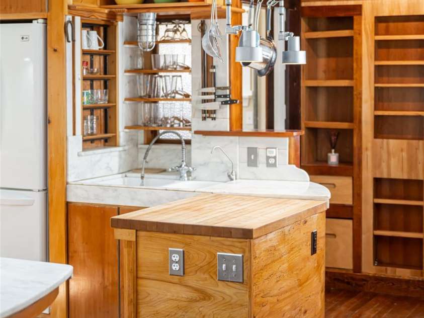 58 Mildred Avenue, Asheville, NC 28806.  MLS# CAR4211193, YatesRealty ID 4217. 