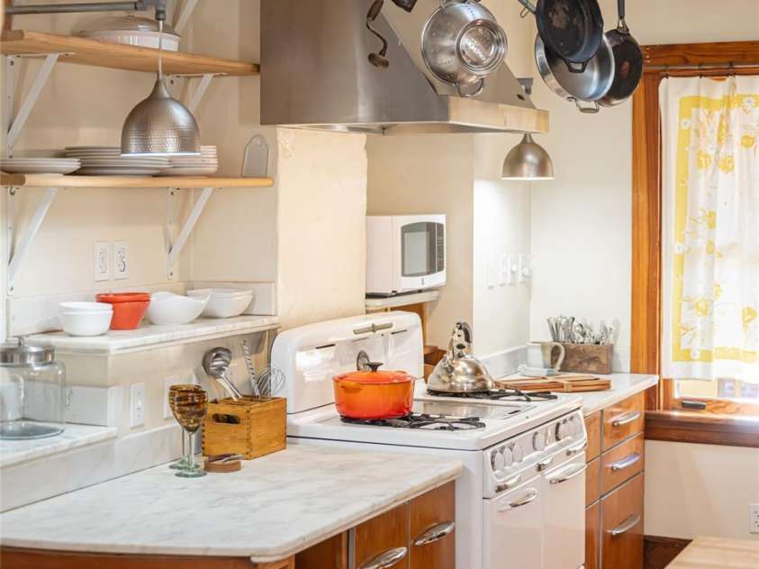 58 Mildred Avenue, Asheville, NC 28806.  MLS# CAR4211193, YatesRealty ID 4217. 