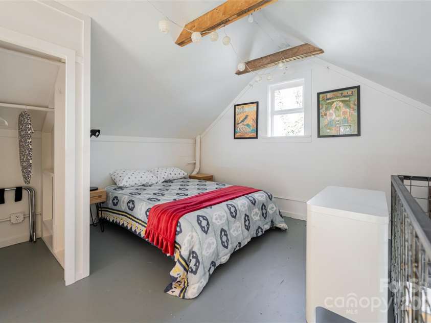 58 Mildred Avenue, Asheville, NC 28806.  MLS# CAR4211193, YatesRealty ID 4217. 