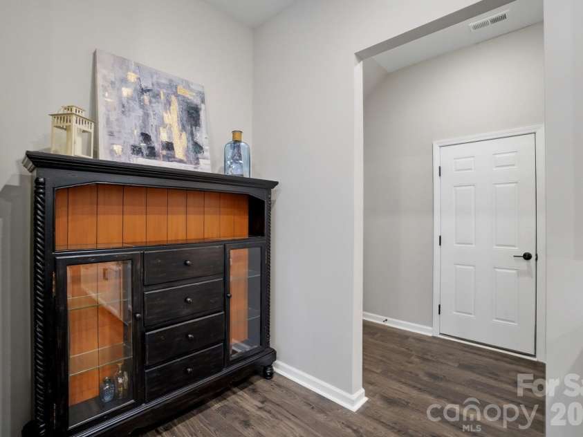 8928 Morning Mist Road, Charlotte, NC 28215.  MLS# CAR4345568, YatesRealty ID 4217. 