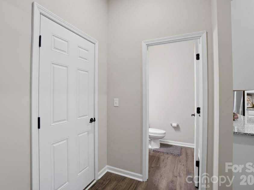 8928 Morning Mist Road, Charlotte, NC 28215.  MLS# CAR4345568, YatesRealty ID 4217. 
