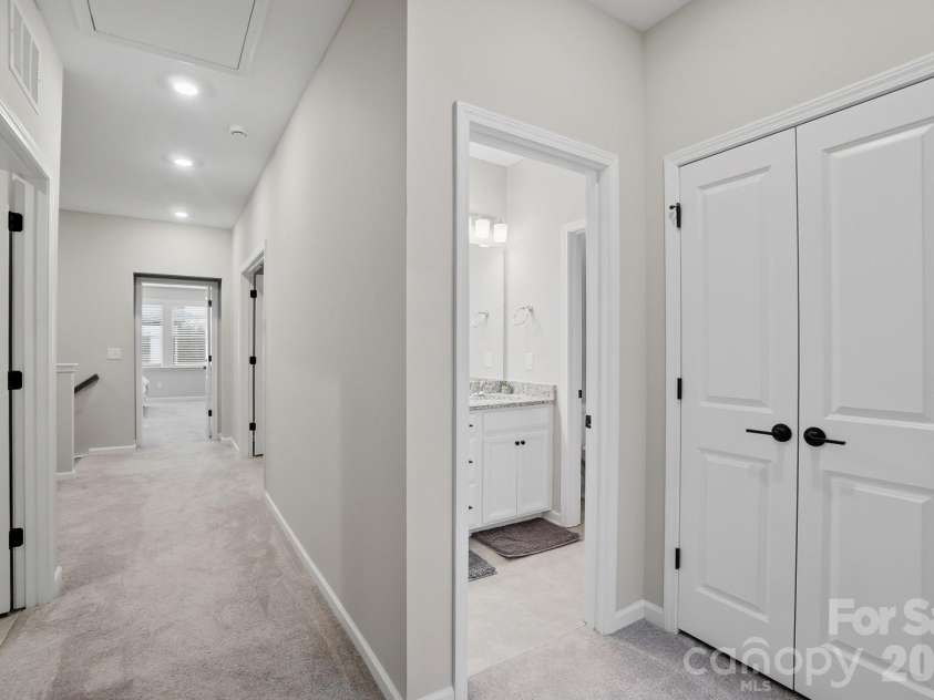 8928 Morning Mist Road, Charlotte, NC 28215.  MLS# CAR4345568, YatesRealty ID 4217. 