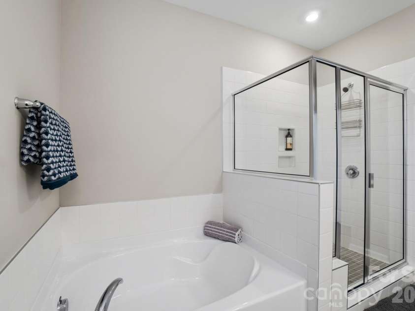 8928 Morning Mist Road, Charlotte, NC 28215.  MLS# CAR4345568, YatesRealty ID 4217. 