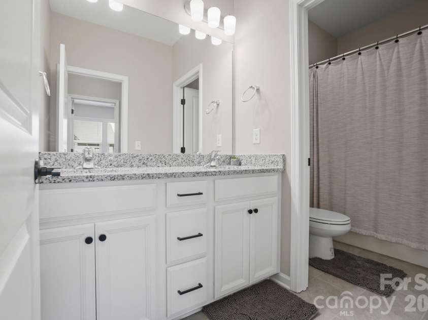 8928 Morning Mist Road, Charlotte, NC 28215.  MLS# CAR4345568, YatesRealty ID 4217. 