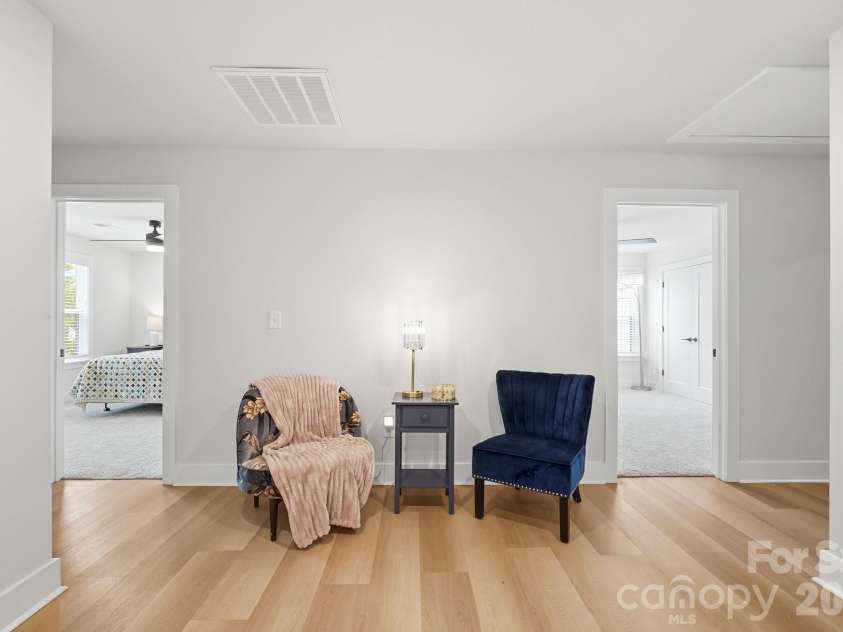 3041 Kinger Lane, Matthews, NC 28105.  MLS# CAR4408796, YatesRealty ID 42170. 