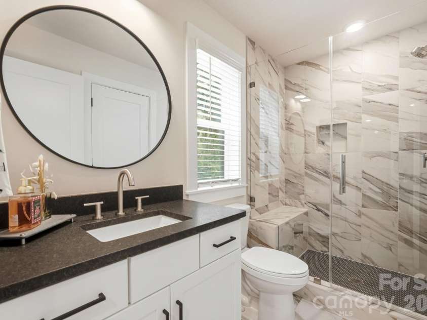 3041 Kinger Lane, Matthews, NC 28105.  MLS# CAR4408796, YatesRealty ID 42170. 