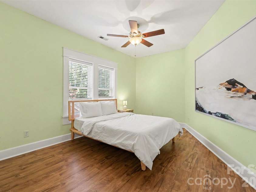 303 Sylvania Avenue, Charlotte, NC 28206.  MLS# CAR4408762, YatesRealty ID 42171. 