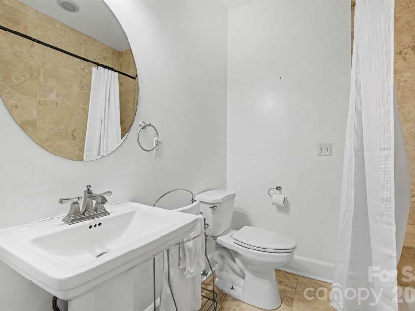 303 Sylvania Avenue, Charlotte, NC 28206.  MLS# CAR4408762, YatesRealty ID 42171. 