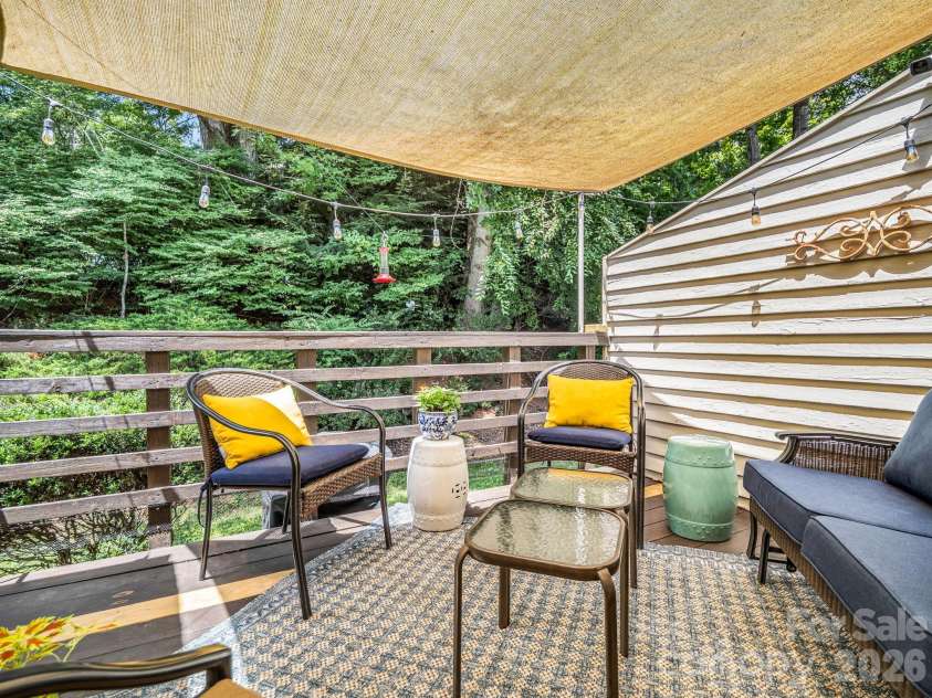 103 Shadowbrook Drive, Asheville, NC 28805.  MLS# CAR4407884, YatesRealty ID 42172. 