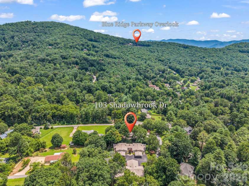 103 Shadowbrook Drive, Asheville, NC 28805.  MLS# CAR4407884, YatesRealty ID 42172. 